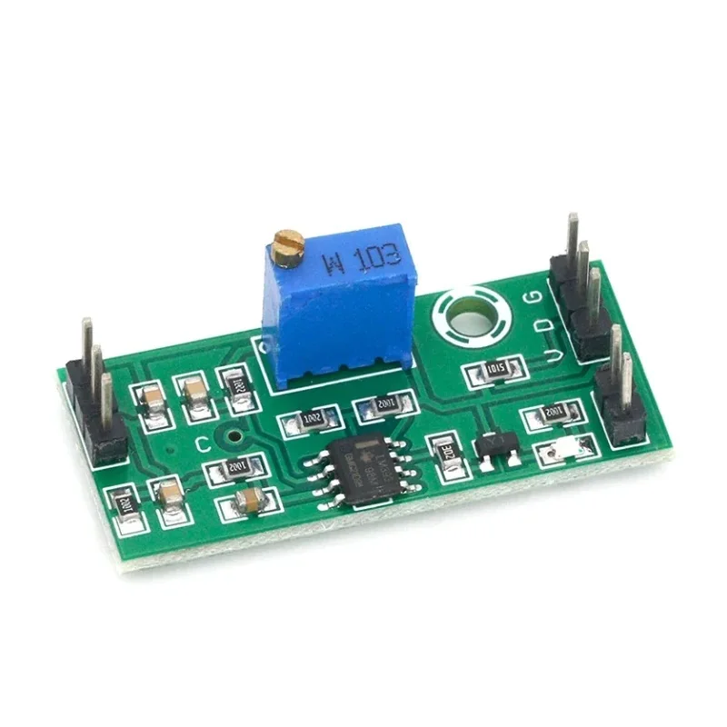 

LM393 393 3.5-24V Voltage Comparator Module High Level Output Analog Comparator Control With LED Indicator