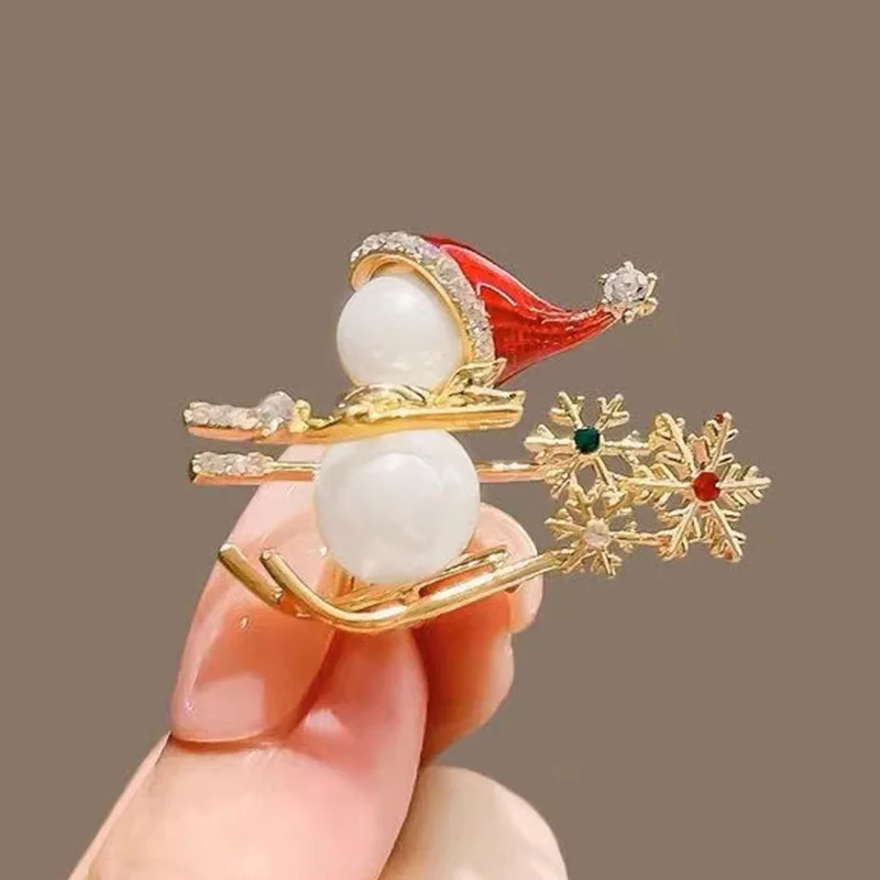 Cartoon Cute Christmas Pearl Snowman Brooches For Women Unisex Creative Coat Sweater Brooch Pins Party New Year Jewelry Gifts