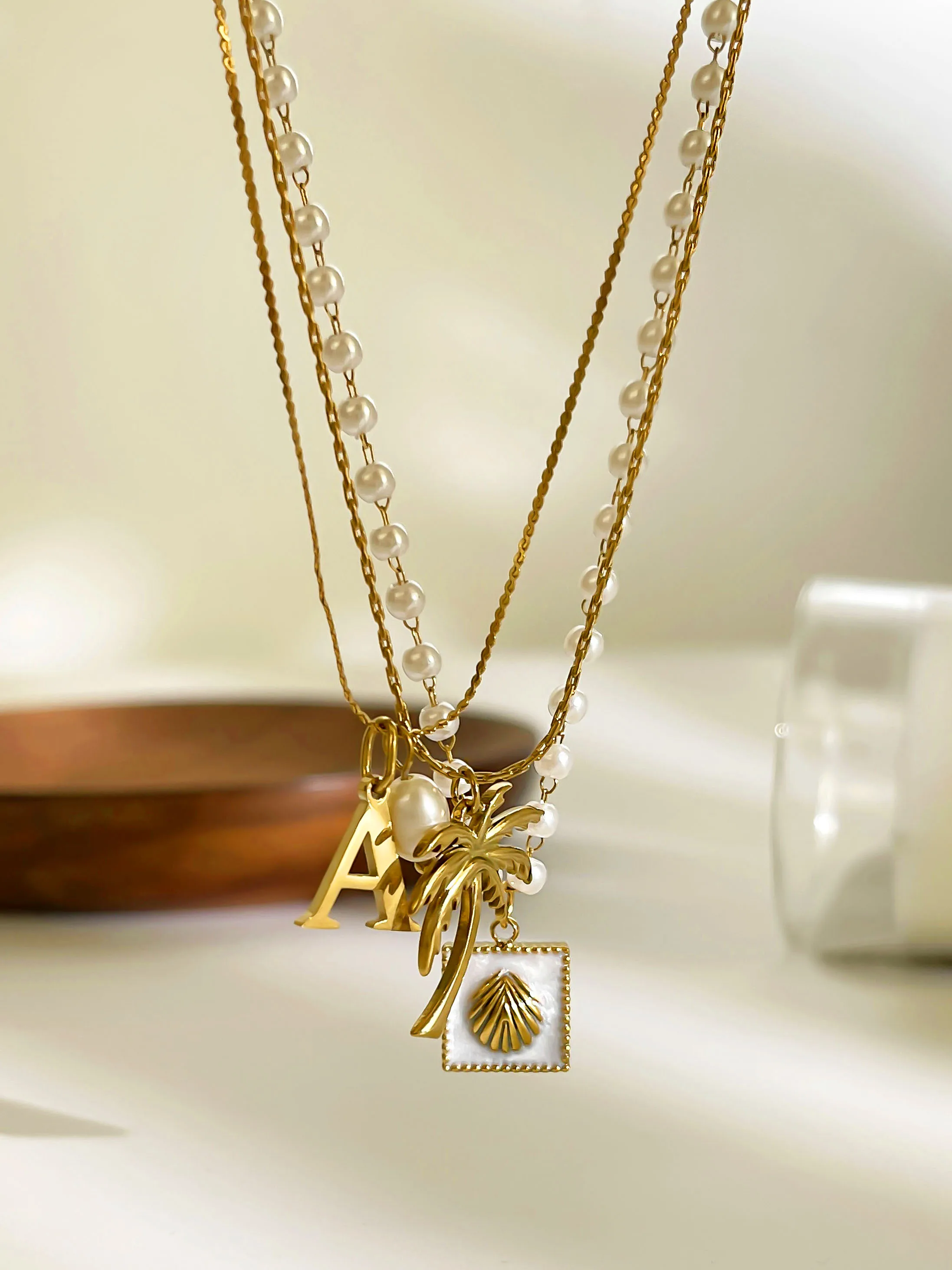 Peri'sbox Anti-Tarnish 18K Gold Plated Coconut Tree Letter Enamel Shell Pearl Pendant Necklace for Women Fashion Holiday Jewelry view 5