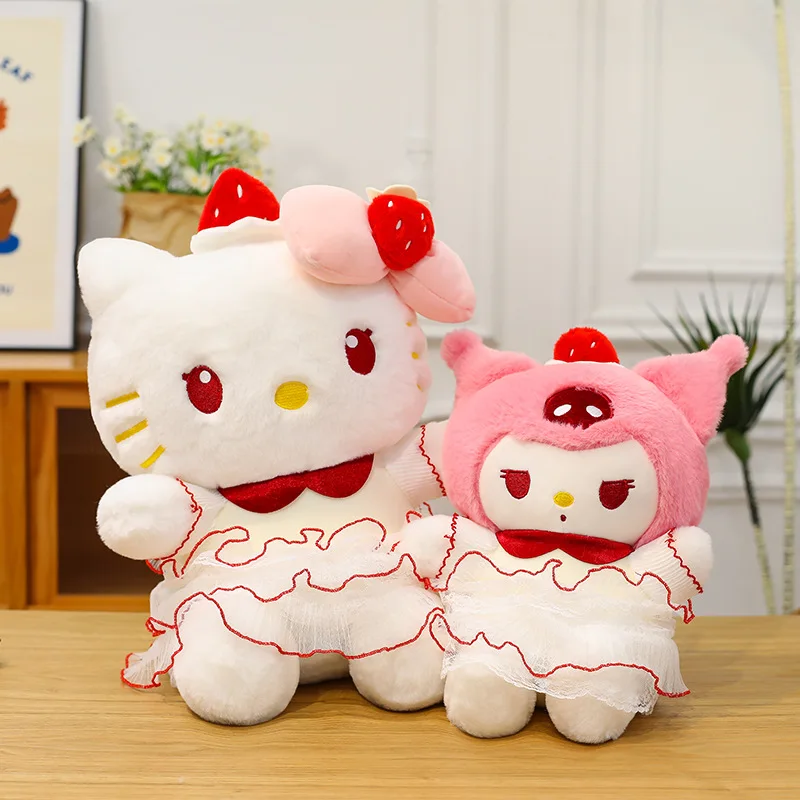 45 cm Sanrio Kawaii gâteau aux fraises Hello Kitty peluche poupée Kuromi peluche enfants anniversaire cadeau de noël avec chapeau personnage mignon
