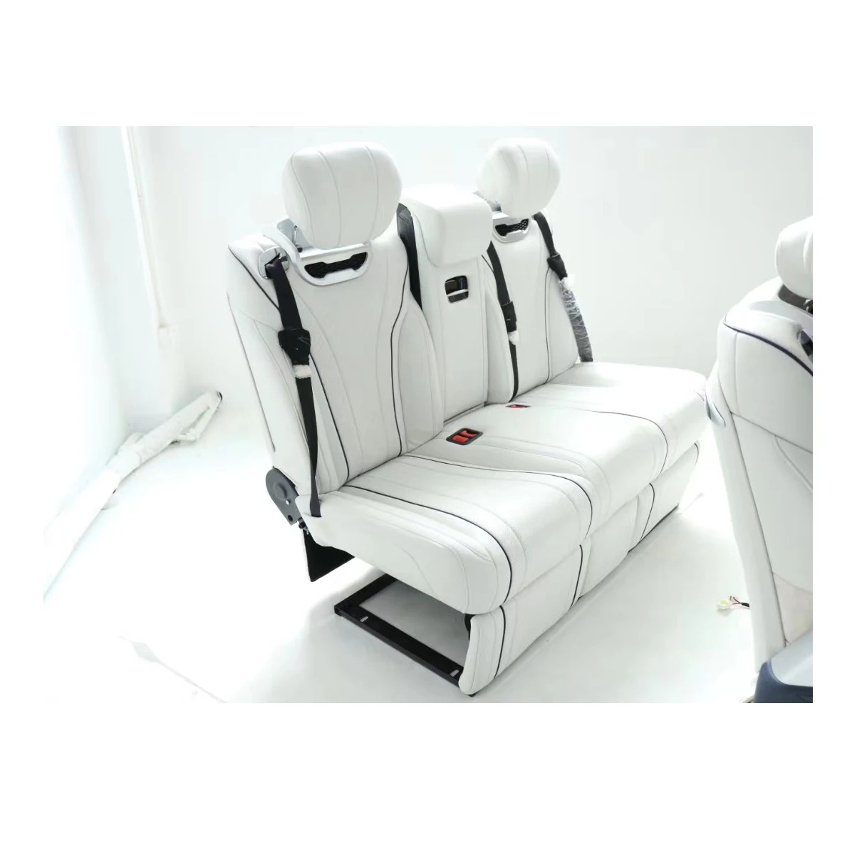 Customized Luxury Car Seat for Sprinter So-fa Seat Captain Chairs