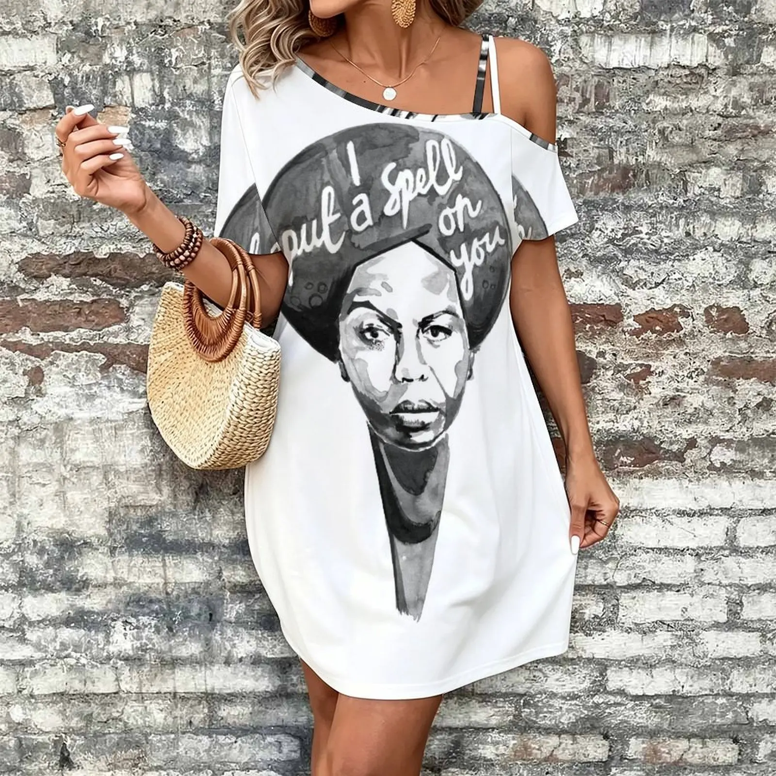 Nina Simone - Te he encantado. Vestido corto de manga corta con un solo tirante y diseño asimétrico en el hombro, para mujer.