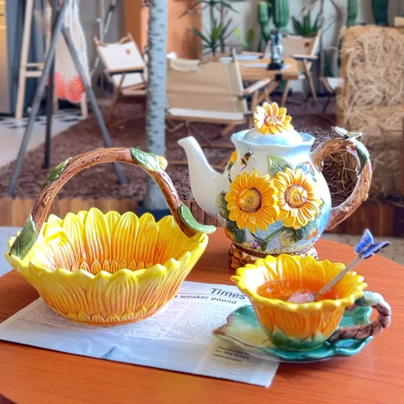 Sunflower Ceramic Basket Packed Dried Fruit Snacks Afternoon Tea Ornament Creative Home Decorations Restaurant Coffee Table Livi