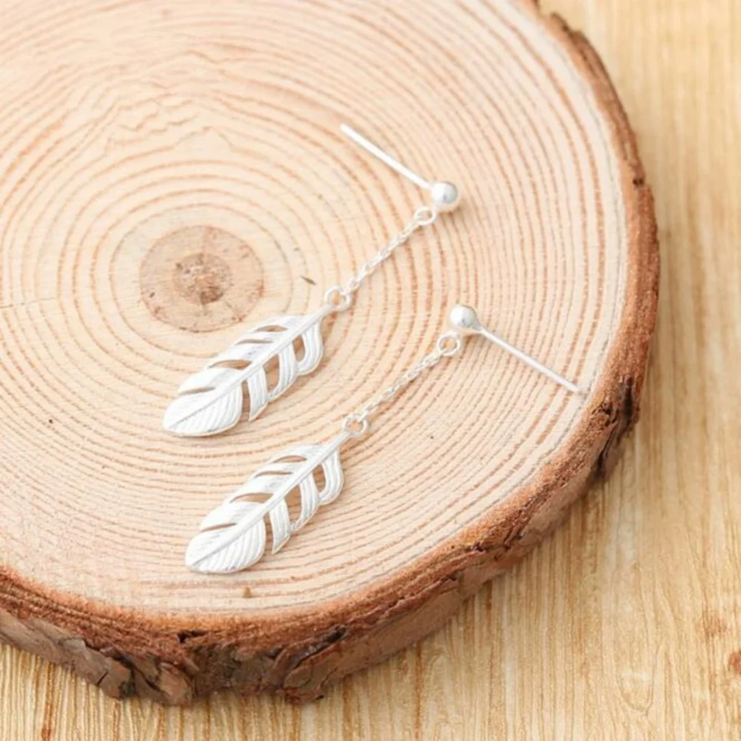 Hot new sterling silver sweet feather long earrings Temperament fashion simple personality short high-quality earrings  ED169