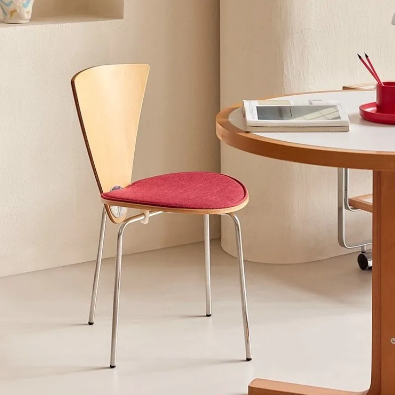 Chaise rétro en acier inoxydable