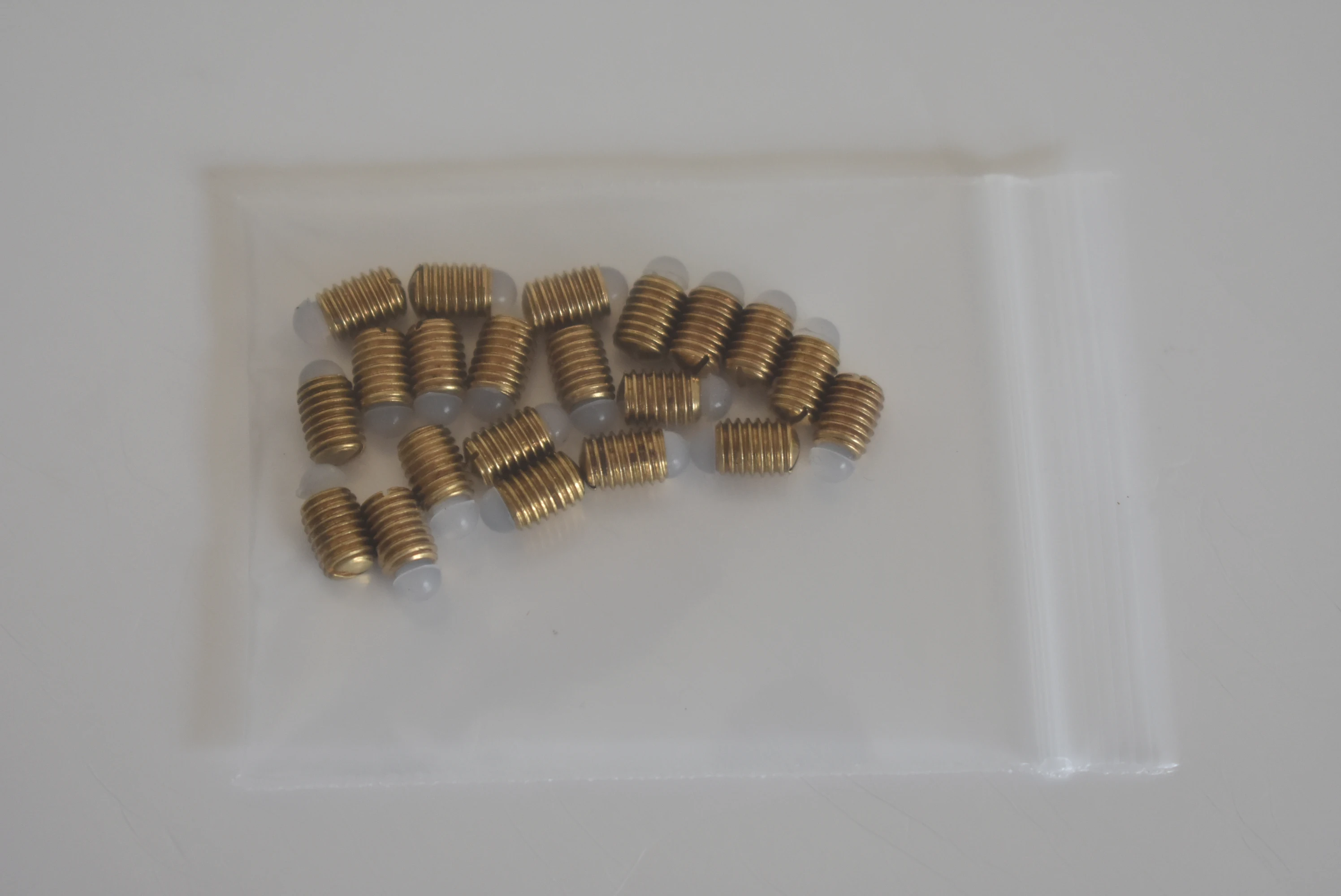 

20pcs Alto Tenor Saxophone Adjustment Screw Copper Screw 5mm