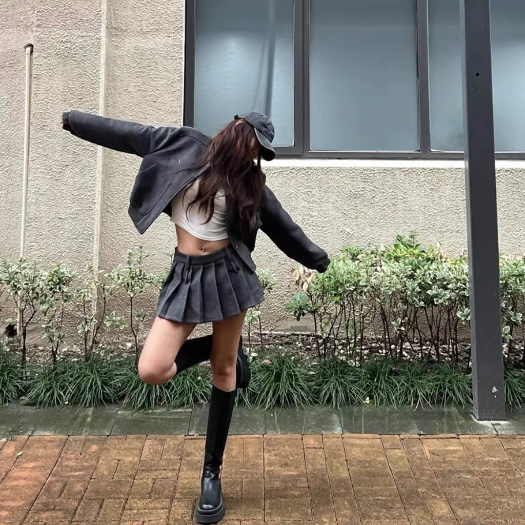 

Женский шерстяной костюм, короткая бейсбольная куртка и плиссированная юбка, брюки, комплект с двухрядной пряжкой на ремне 3240-3241