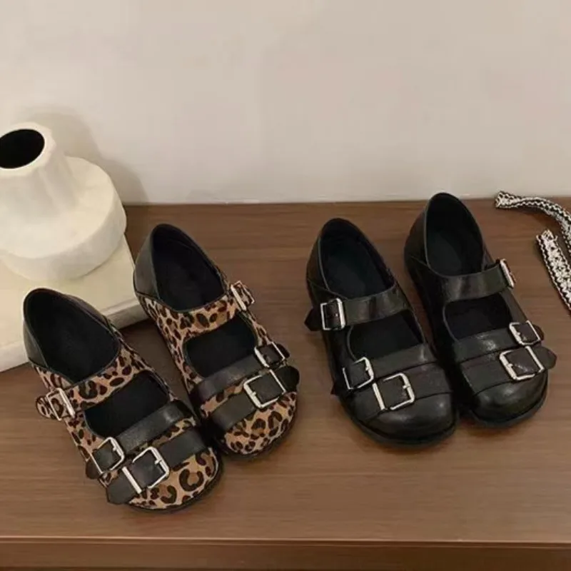 

Ретро-туфли женские 2026 Весна/Лето, новые мягкие туфли на плоской подошве, универсальные, удобные, увеличивающие рост, повседневные женские туфли