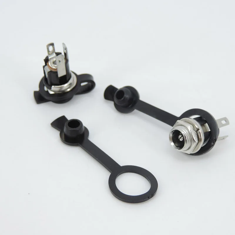 3Pin Terminal DC female Power Plug Jack 5.5 mm x 2.1mm 5.5*2.5 Socket Electrical Connector with Dustproof Cover Cap m20