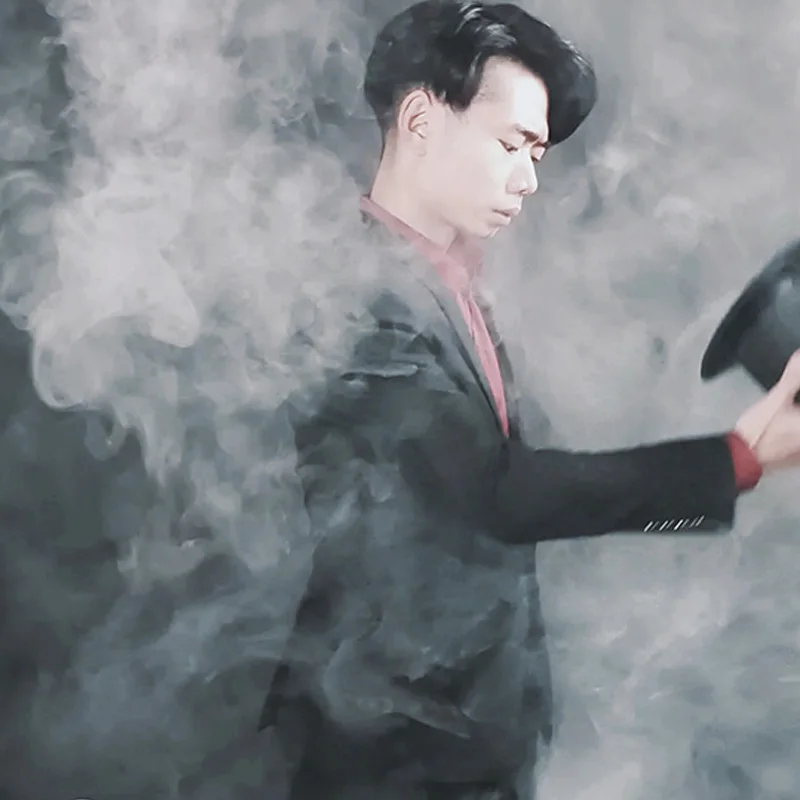 

Smoke Producer ULTRA Magic Tricks Smoke Production Device Magia Accessories Magician Stage Close-up Illusions Gimmicks Props