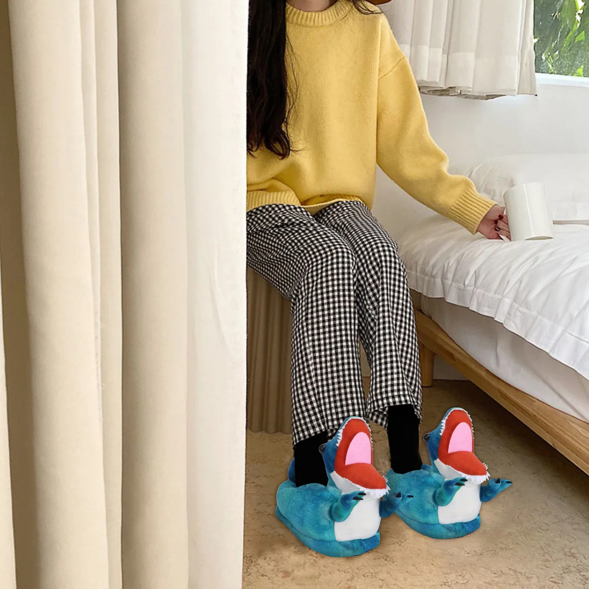 

1Pair Cotton Winter Slippers Soft Warm Indoor Home Shoes Lightweight Comfortable Footwear Cartoon Design Indoor Slippers