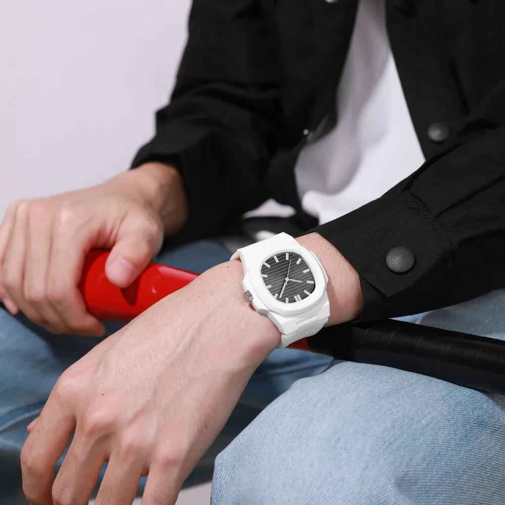 Unisex Waterproof Silicone Sport Watch Colorful Dial Quartz Casual Fashion Wristwatch for Men And Women