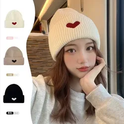 Cute Embroidered Love Hat Women Men Autumn Winter Warm Casual Versatile Student Knitted Hat Beanies Skullies Heart Couple Hat
