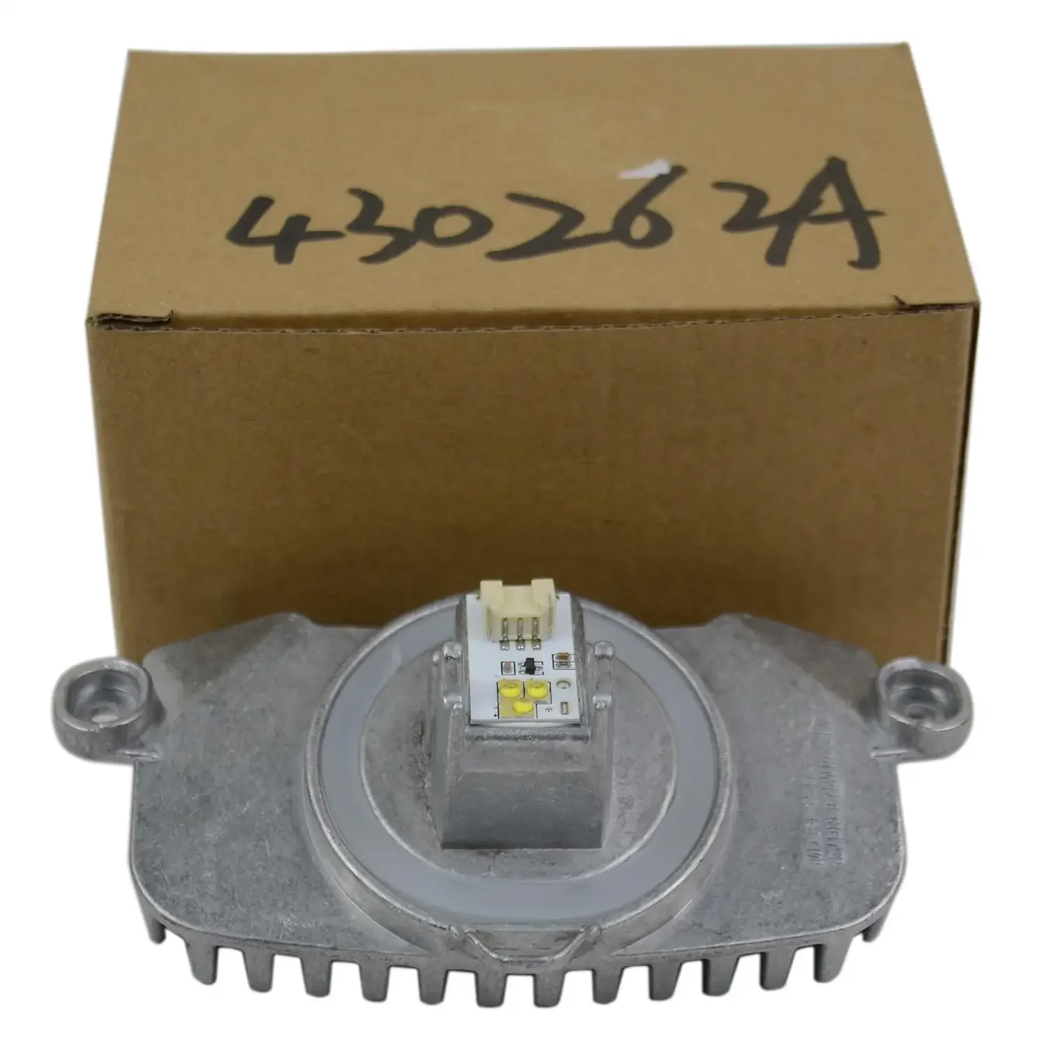 AP03 63117398766   العلامة التجارية الجديدة عين الملاك LED DRL ديود إدراج وحدة لسيارات BMW 3 Series F30 F31 F34