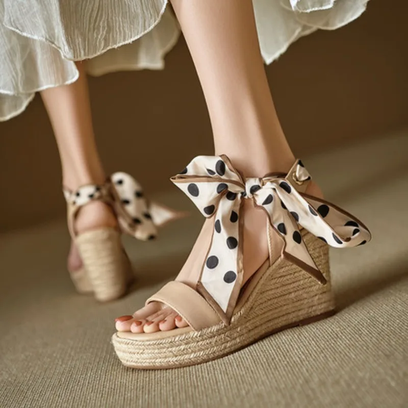 Wedges Heel Mesh Footwear Wholesale New Breathable Fashion Sandals for Women Vintage Summer Sale Asian Size Original Woman Shoes