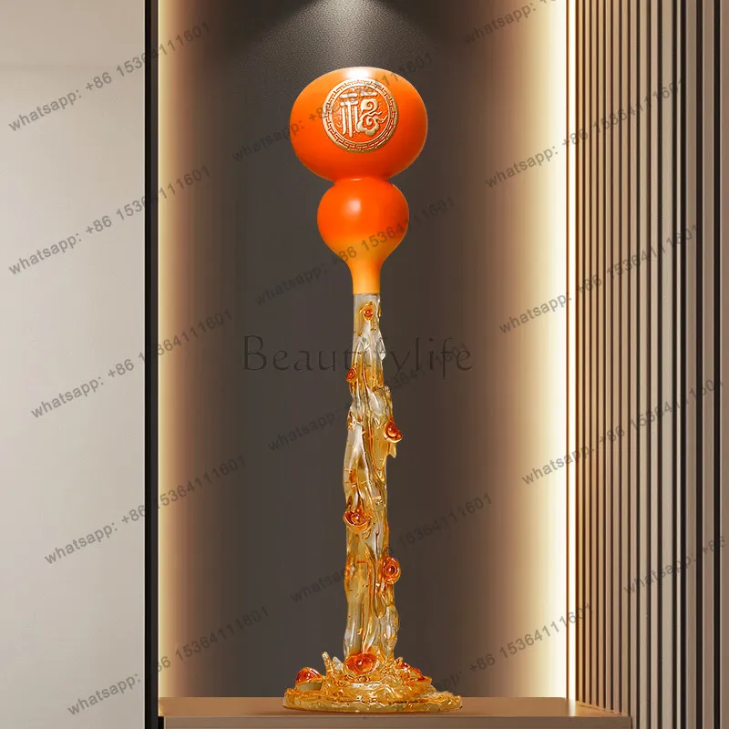 Flowing water generates wealth, attracts wealth, gathers wealth, gourds, slender vertical and high ornaments, decorations