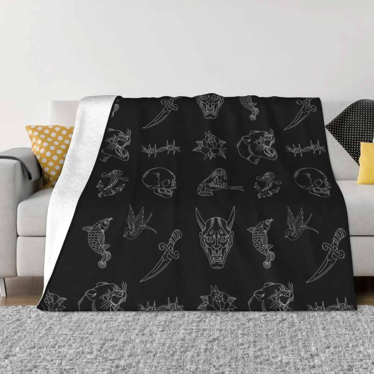 

Traditional Tattooss Throw Blanket Moving sofa bed Decoratives Blankets