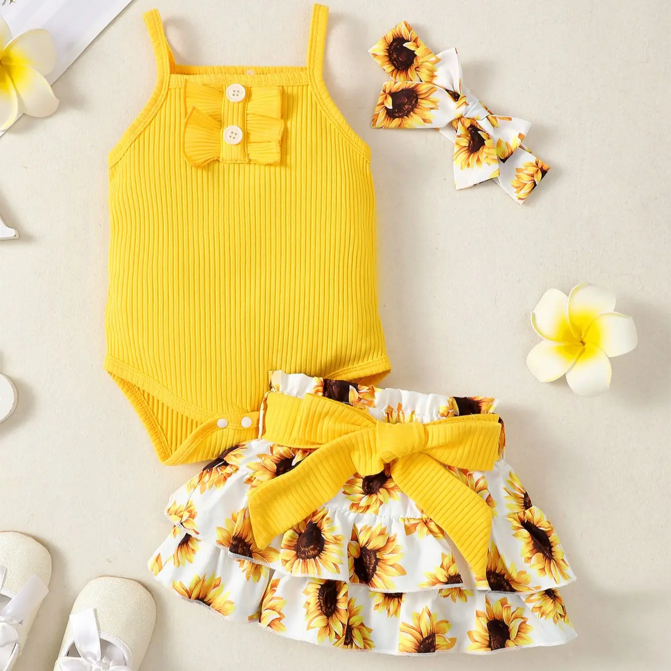 Newborn baby yellow sling button sunflower print skirt cute suit