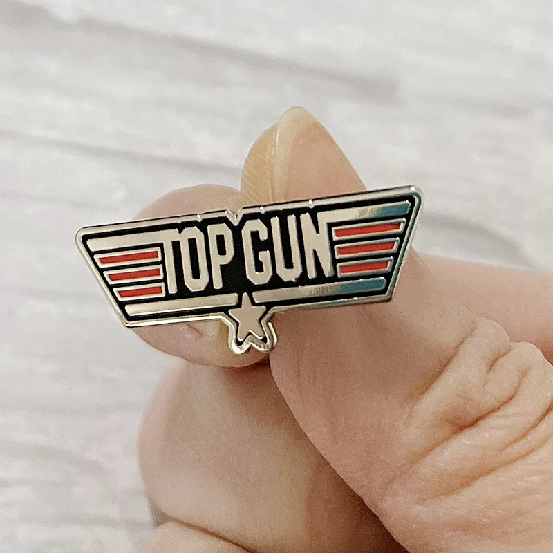 TOP GUNS Maverick Movie Enamel Pins Airplane PILOT Aviator Metal Brooch Fighter Weapons School Badge Jewellery Accessory Gifts