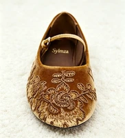 Novelty Velvet Embroidered Floral Design Ballet Flats Women Comfort Round Toe Mary Jane Shoes Lightweight Soft Designer Loafers - Image 2