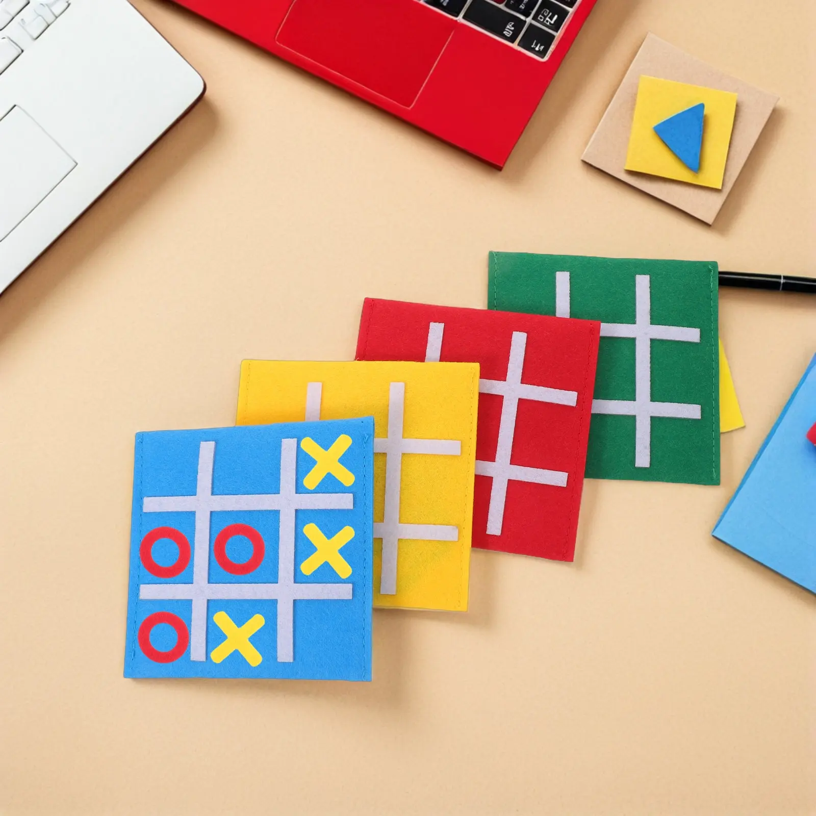 

4Sets Mini 9 Grid Board Games Felt Design Bright Colors Indoor Activity Kids Party Favors Birthday Goodie Bags Portable Table