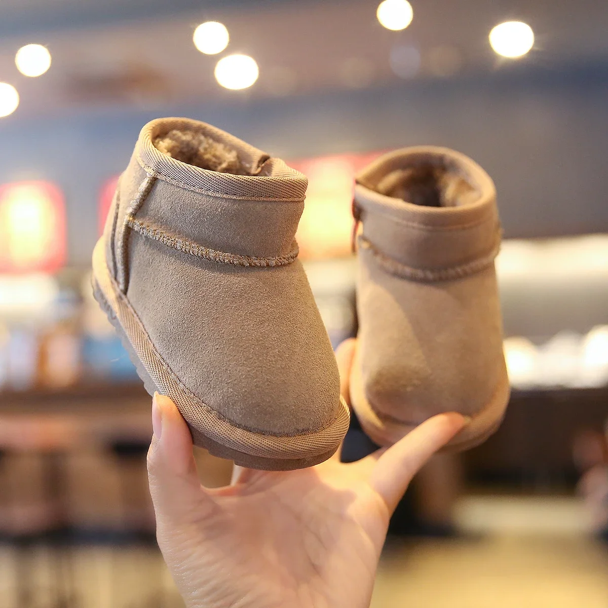 Kids Snow Boots Toddlers Winter Warm Faux Suede Ankle Boots Boys Girls Furry Lined Non-Slip Slip-On Short Boots for Cold Weather