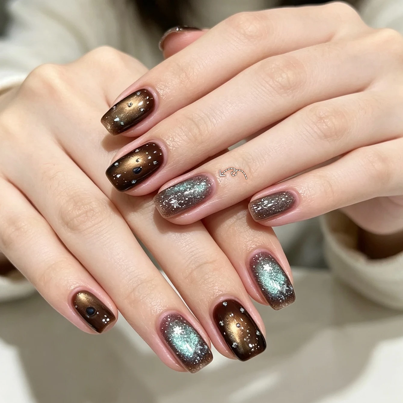 SHAKA 1pcs Autumn Winter Dual Light Chestnut Star Track Cat Eye Gel Nail Polish 2026 New Whitening Aurora High-end Nail Art