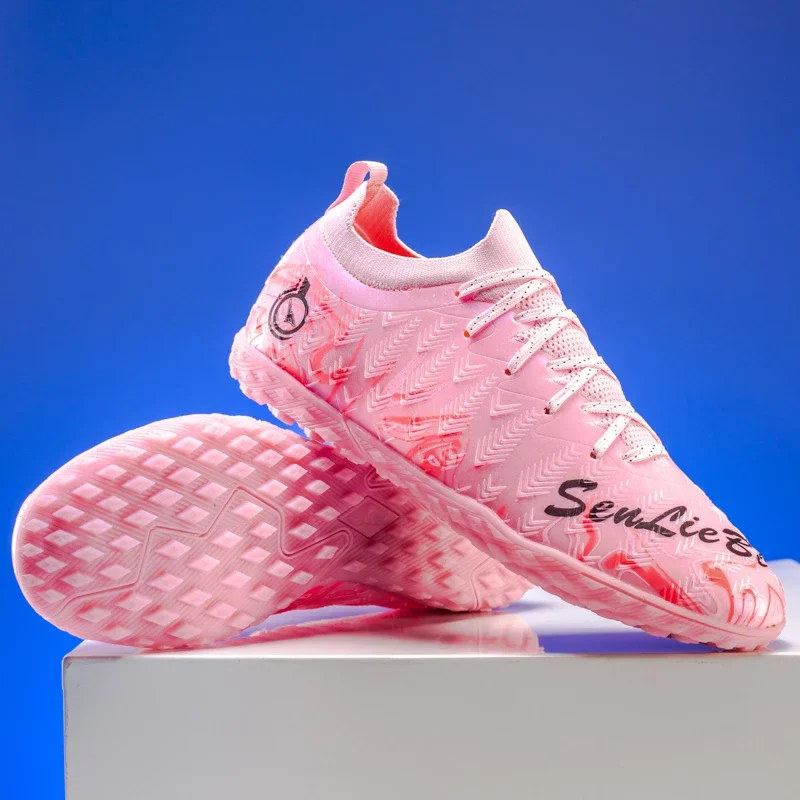 

New Men Training Football Boots Ultralight Professional Soccer Shoes Sport Breathable Sneakers Unisex Grass Cleats Match Soft