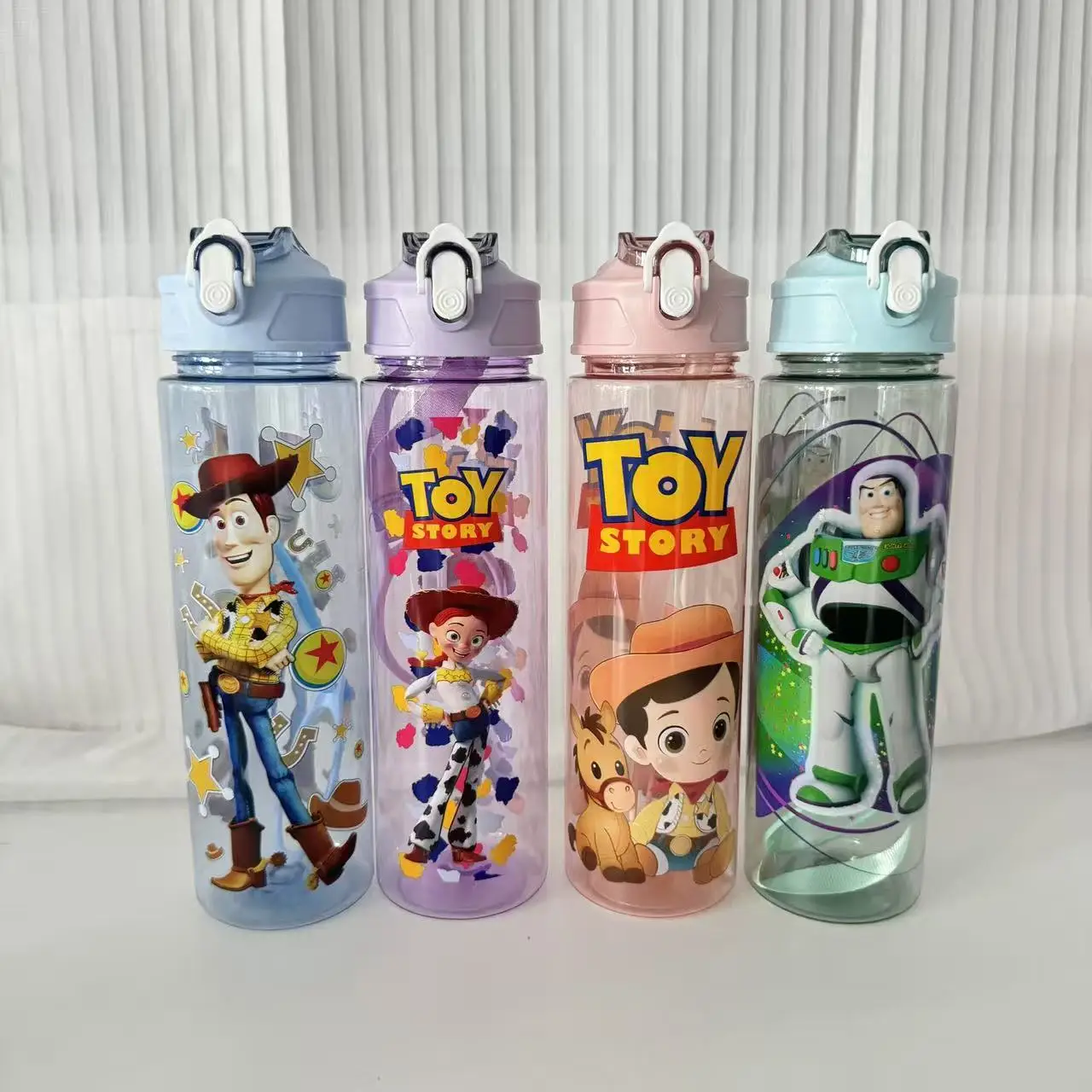 700ml Toy Story Plastic Cup Cute Universal Straw Water Cup Cartoon Pattern Water Bottle - Cute Stereoscopic Design, Fade-Resista