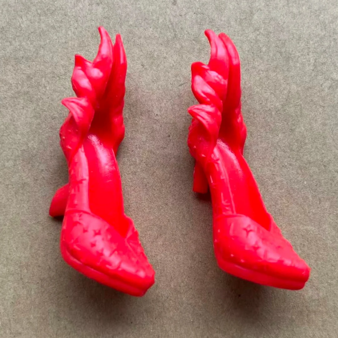 Sapatos, Sandálias e Botas Colecionáveis para Bonecas Monstering Doll em Escala 1/6 - Peças Decorativas para Pés de Bonecas