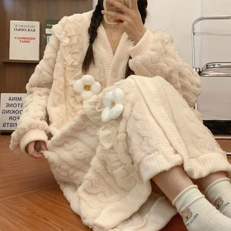 

sweet Women's pajamas cute bathrobe homewear suit cardigan Pajama autumn winter nightdress coral fleece robe thicken flannel