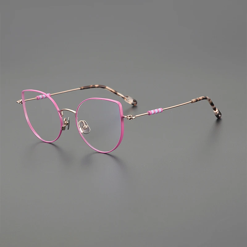 Niche glasses frame ultra-light titanium fashion minimalist cat eye literary personality retro small face prescription glasses