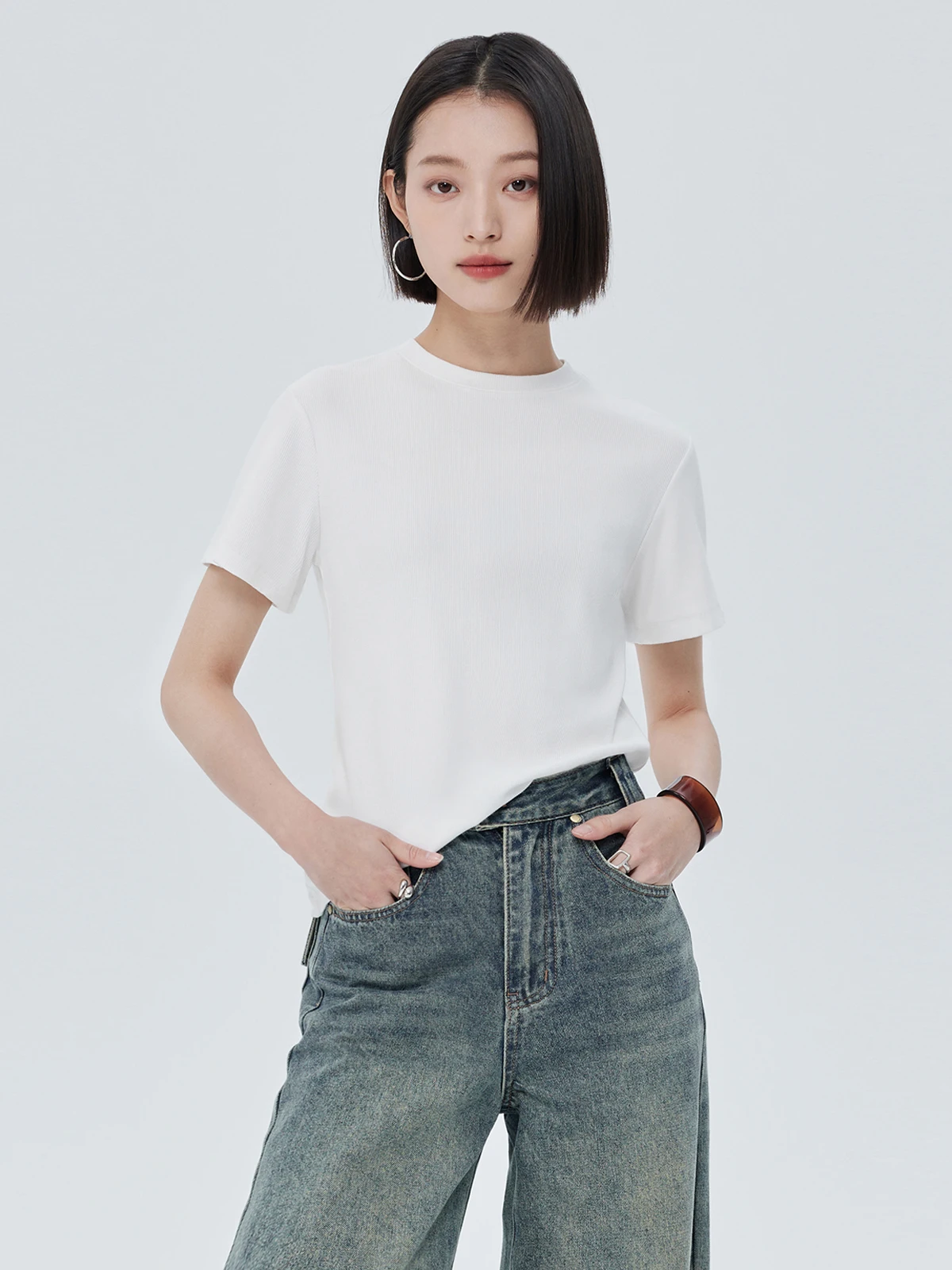 

Basic round Ne Straight Tube Pure White ort Sve T-irt Women's Summer Elastic Ne Top Commute Sle Pure Color irt