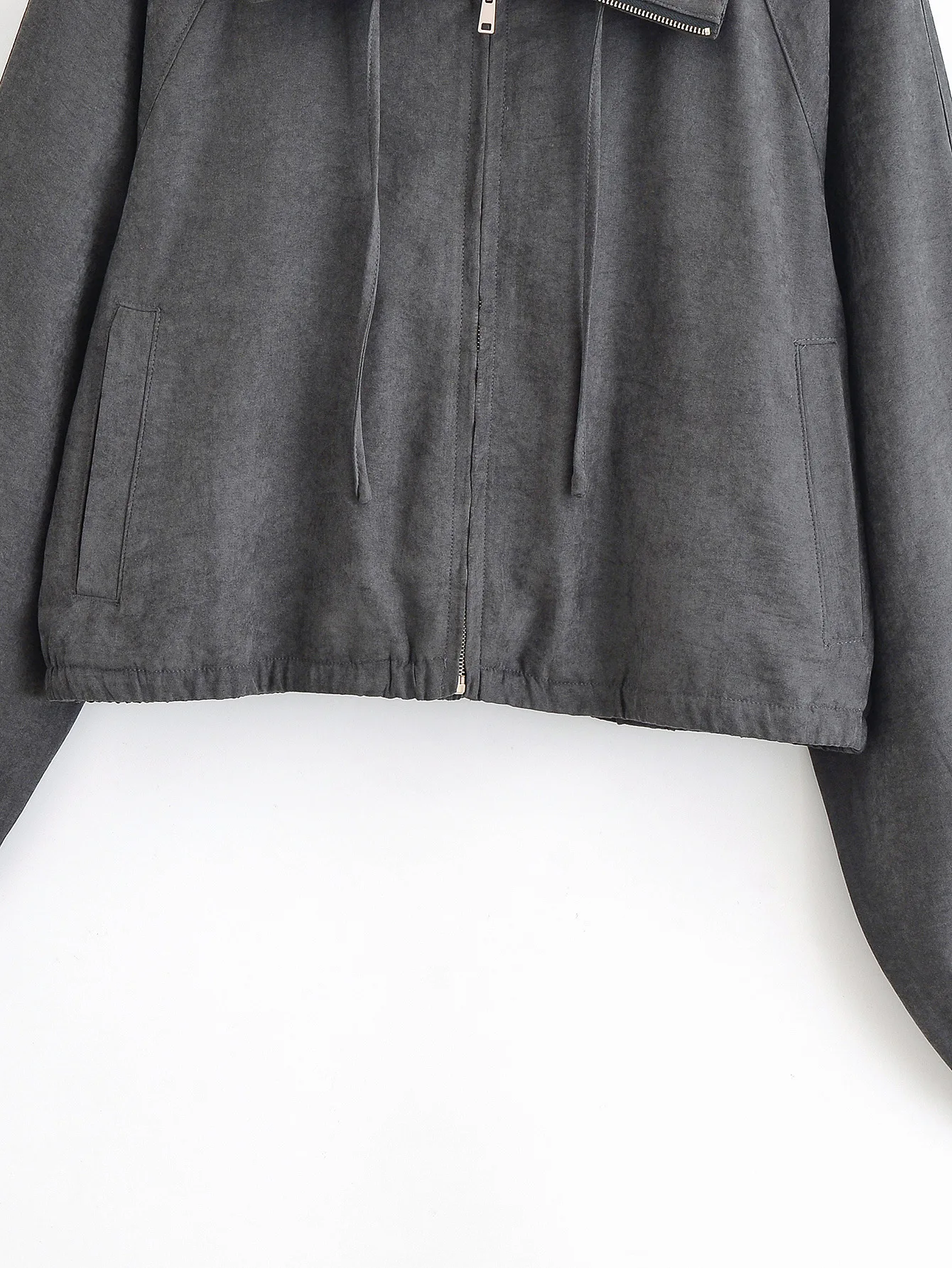 2025년 신상 여성 다크 그레이 숏 길이 지퍼 재킷 턴다운 칼라 앞주머니 리브드 커프 루즈 후디 스타일 아우터웨어