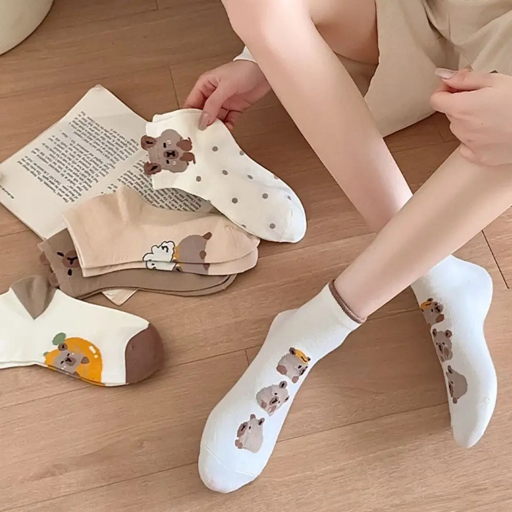 5Pairs Fashion Cartoon Capybara Socks Dot Breathable Capybara Mid-tube Socks Non-Slip Thin Socks Women 5 Pairs