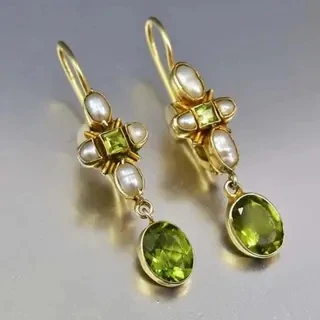Elegant Vintage Inlaid Green Synthetic Zirconia Imitation Pearls Dangle Earrings for Women\'s Fashion Banquet Jewelry Accessories