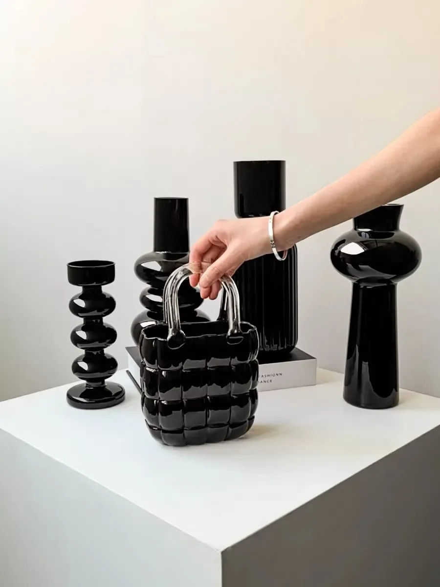 Light luxury Advanced Black Glass Vase Modern Simple Art Design Home Furnishing Living Room Decoration Countertop Vase ornaments
