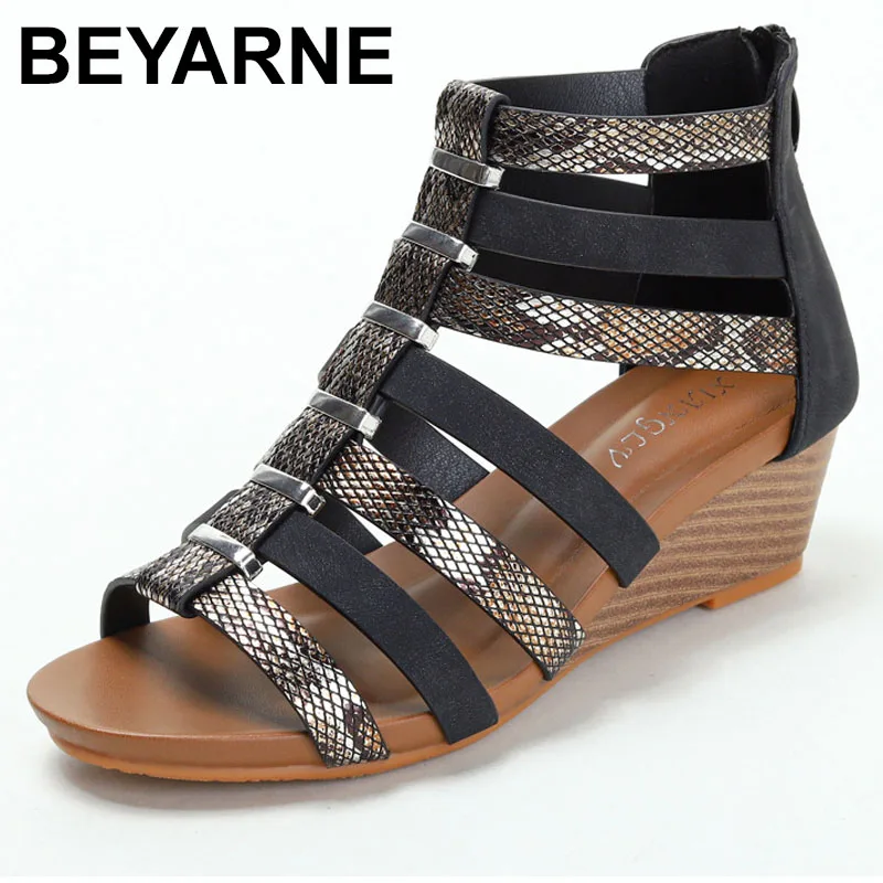 

Женские кожаные сандалии высокого качества на среднем каблуке 5 см, новые летние винтажные повседневные туфли 36 42, с открытым носком, черные, коричневые