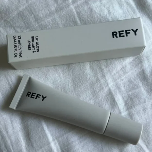 13ml REFY Plumping Peptide Lip Gloss Hyaluronic Acid Deep Nourishing Lip Balm Cooling Metal Applicator Rosewood Tinted Lip Gloss