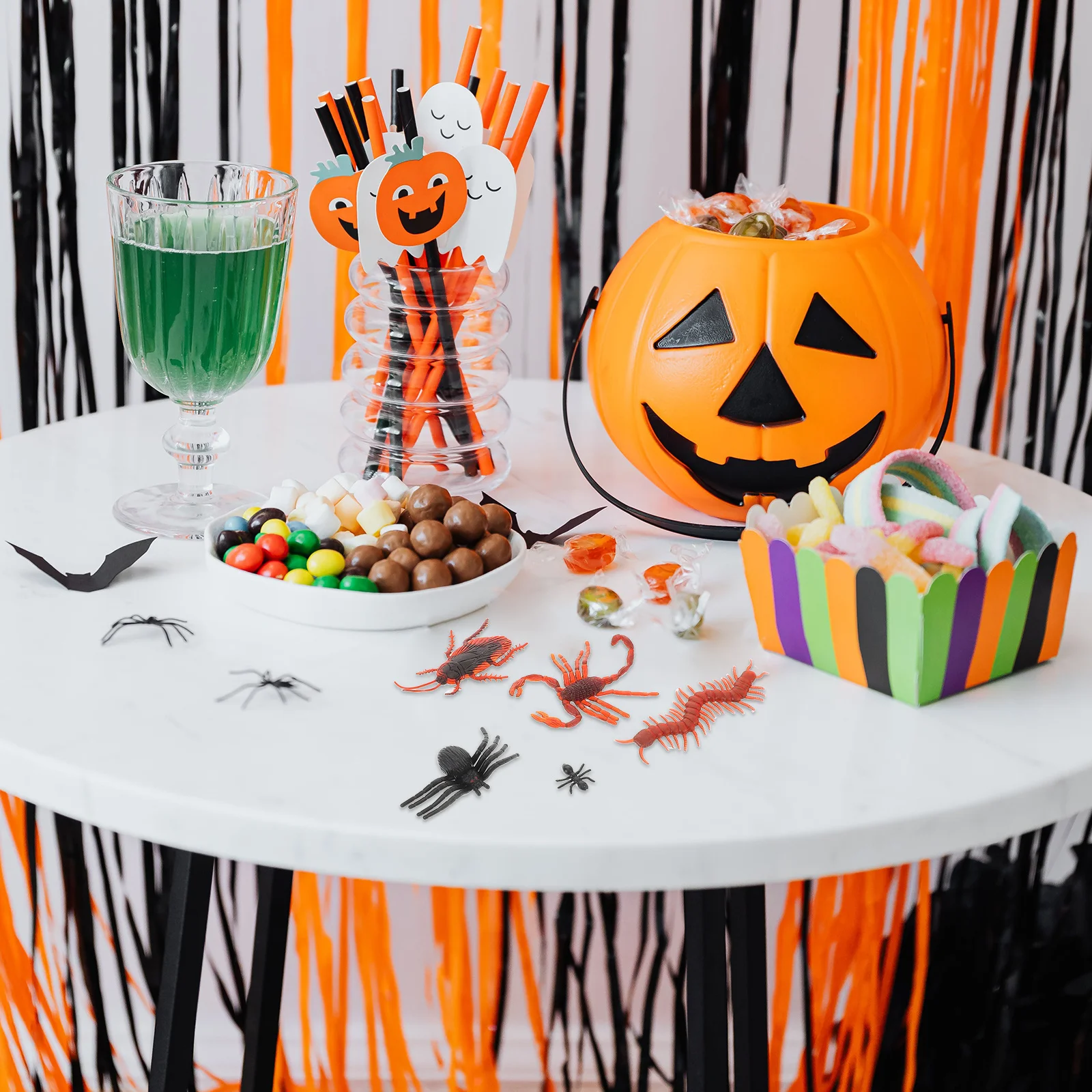 50 قطعة من الحشرات البلاستيكية المتينة لعيد كذبة أبريل المزح أبو بريص لعبة المزحة لعبة الهالوين المزحة محاكاة أبو بريص