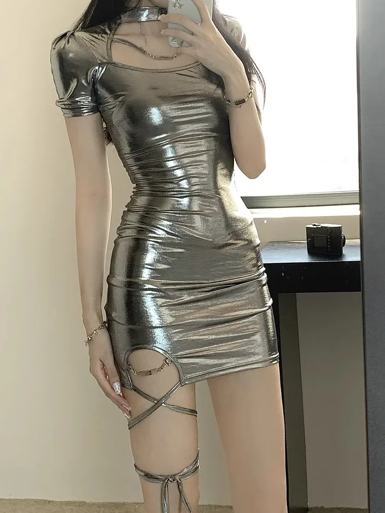 REDDACHiC Silver Metallic Gown Women Bandage Bodycon Dress Halter maniche corte Y2k Vintage Cyberpunk Music Festival Clubwear