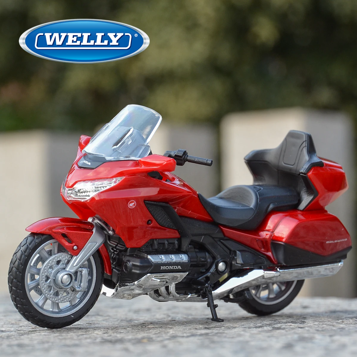 WELLY 1:18 2020 Honda Gold Wing Alloy Cruising Motorcycle Model Diecast Metal Touring Street Motorcycle Toy Simulation Kids Gift