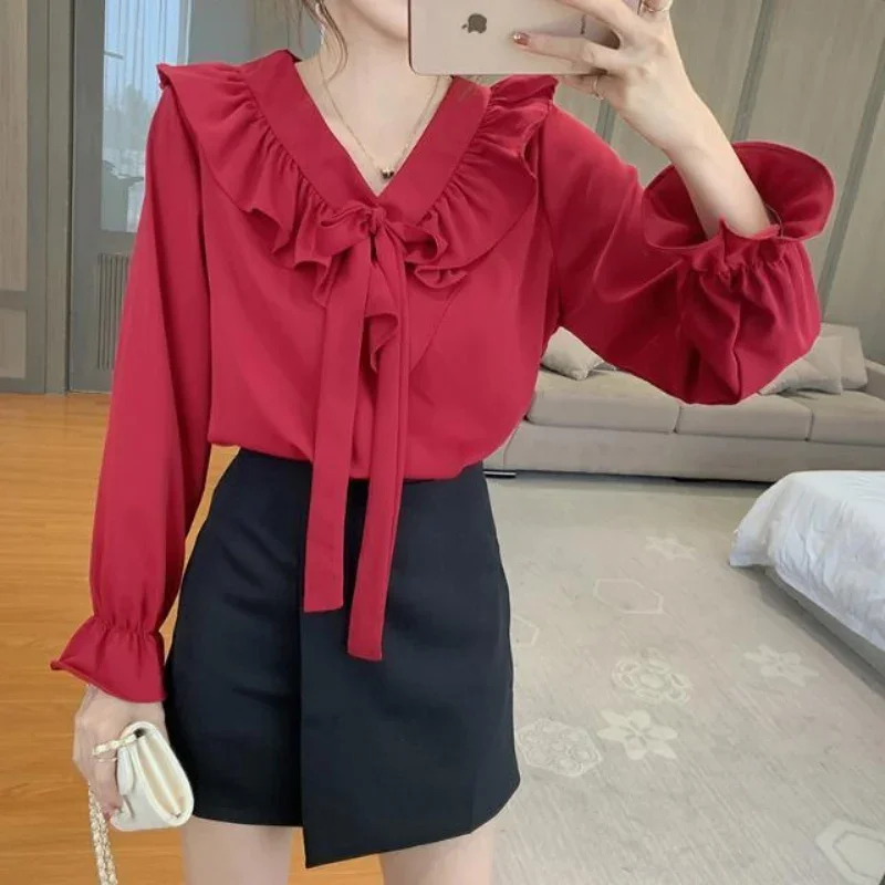 Spring Autumn New Sweet Chiffon Pleated Shirt Tops Long Sleeve V Neck Loose Bow Patchwork Blouse Fashion Elegant Women Clothing