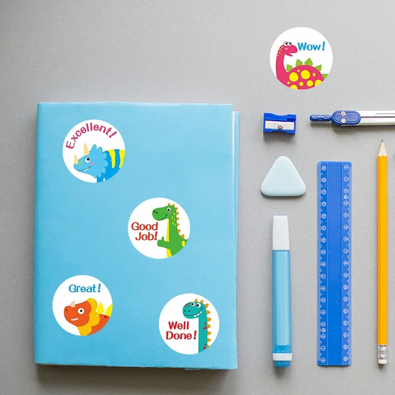 500 PCS/ม้วนสติกเกอร์รางวัลสําหรับเด็กการ์ตูนรูปแบบกําลังใจเด็กน่ารักป้ายสติกเกอร์สําหรับครูสร้างแรงบันดาลใจนักเรียน