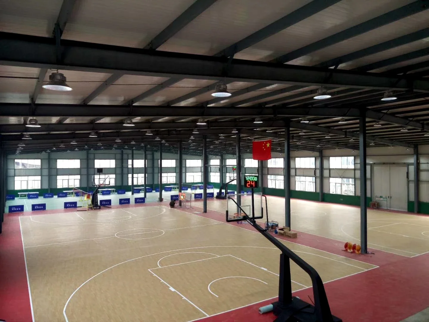 Custom Indoor Vinyl Basketball Court Floor and Badminton Court Mat Multi-purpose Badminton Floor Surface