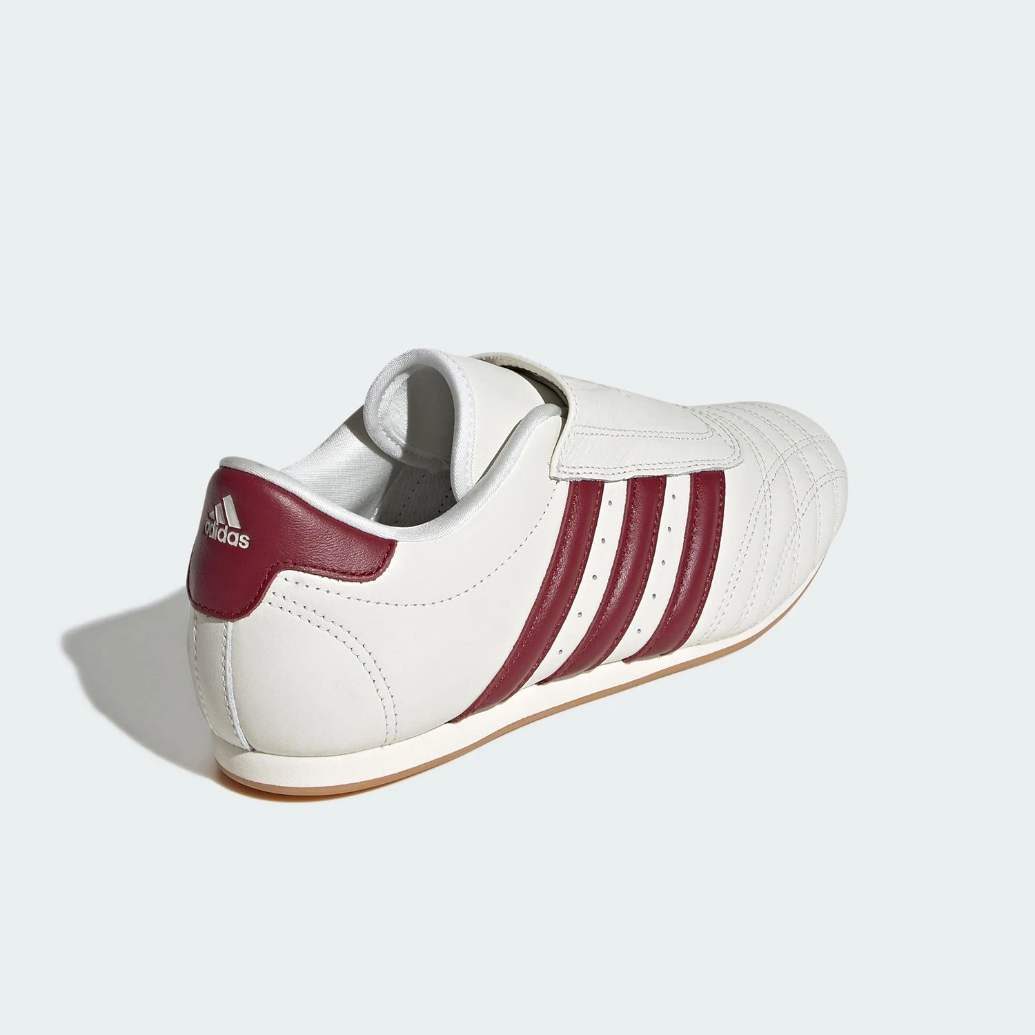 حذاء Adidas Original TAEKWONDO نسائي كاجوال يومي منخفض الرقبة JS4527
