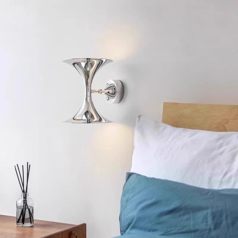 Minimalist Chrome Horn Wall Lamp Modern Bedroom Headboard Decorative Lighting Fixture Corridor Background Living Room Lighting