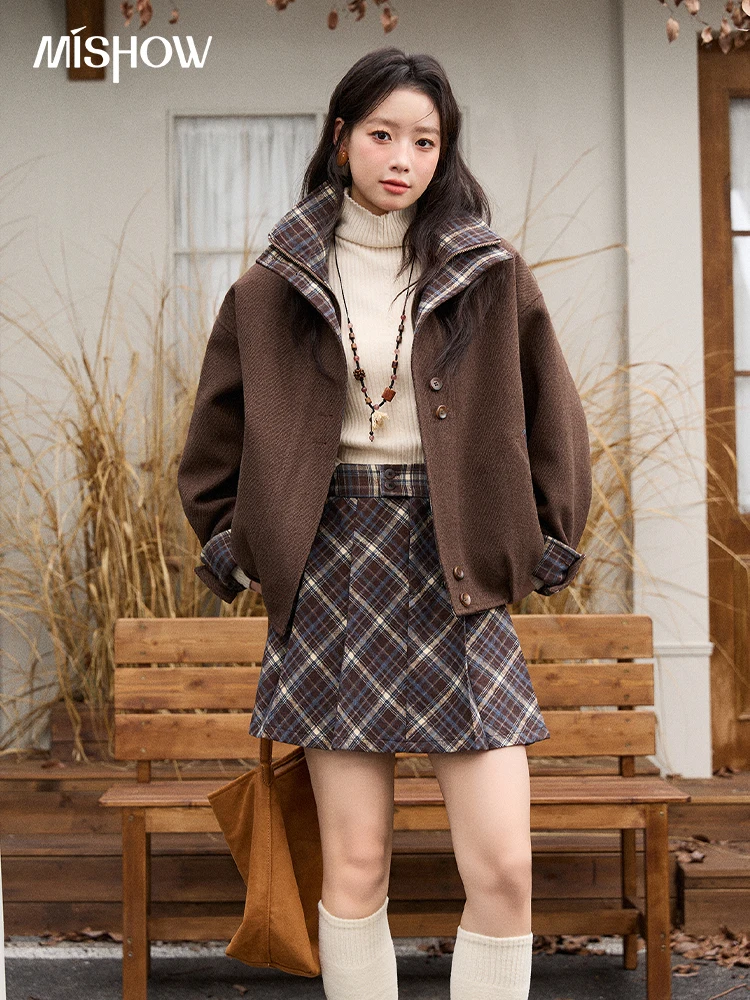 

MISHOW Women Coat 2025 Autumn Winter New Dark Brown Twill Woolen Coat Retro Stand-up Collar Loose Short Jackets MXE89W0900