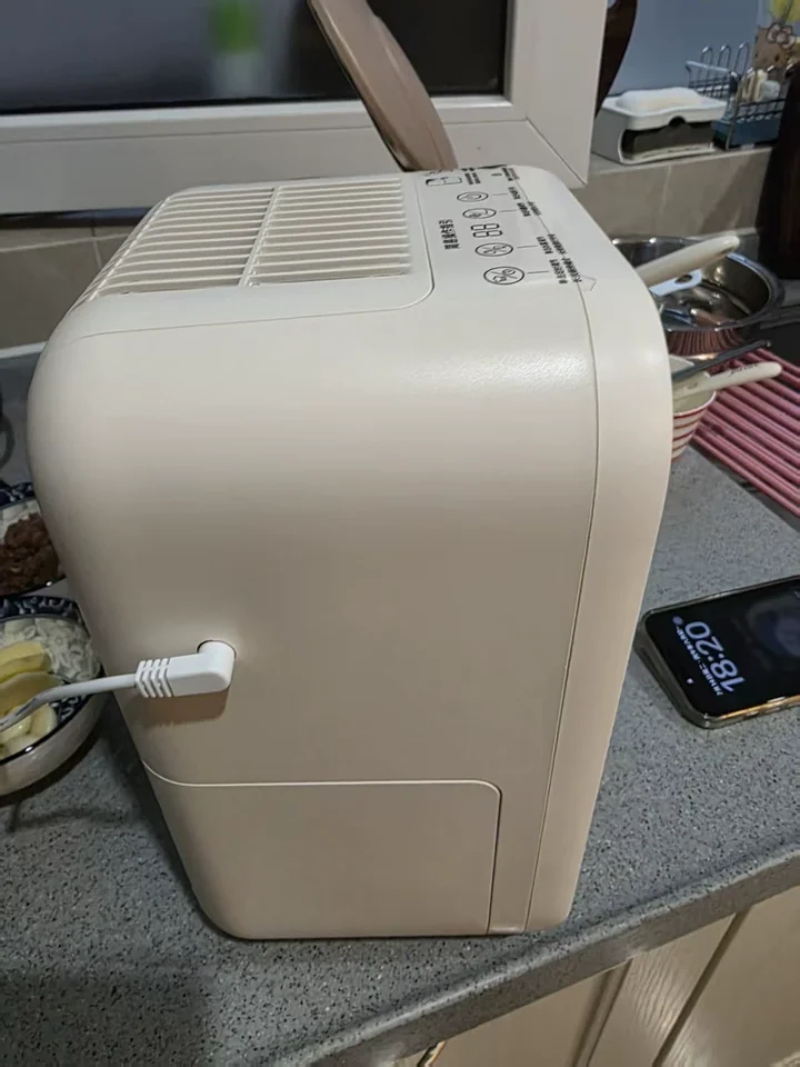 Kitchen Special Refrigeration Air Conditioner Rapid Cooling Electric Fan Silent Home Appliance for Efficient Temperature Control