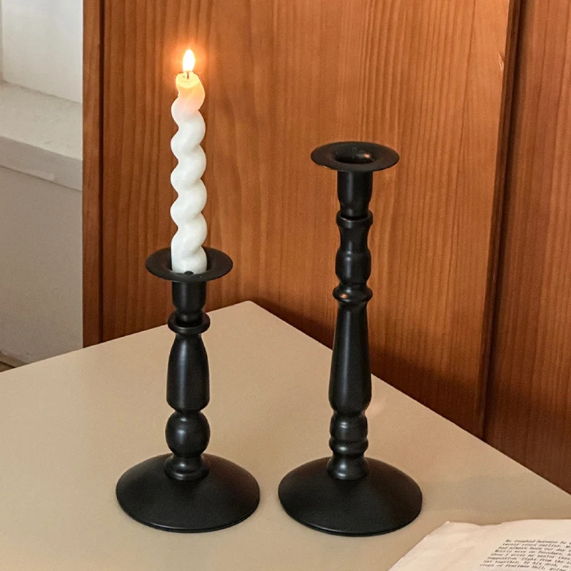 Nordic Retro Black Iron Candle Holder Dining Table Wedding Decoration Metal Candlestick Decoration New Year Christmas Room Decor